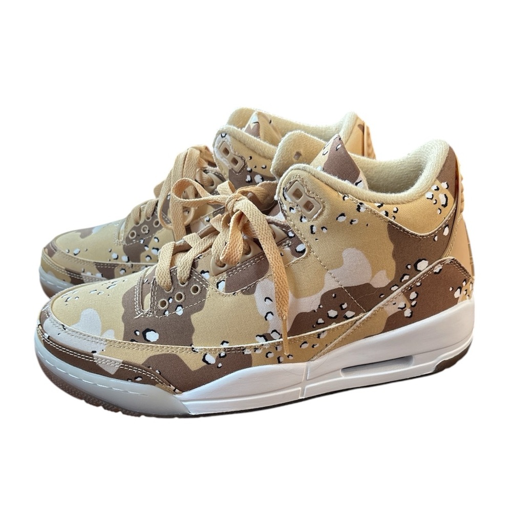 Nike Jordan Desert Camo Sneakers - Tan & Brown Women’s Size: 8.5 NWT no box